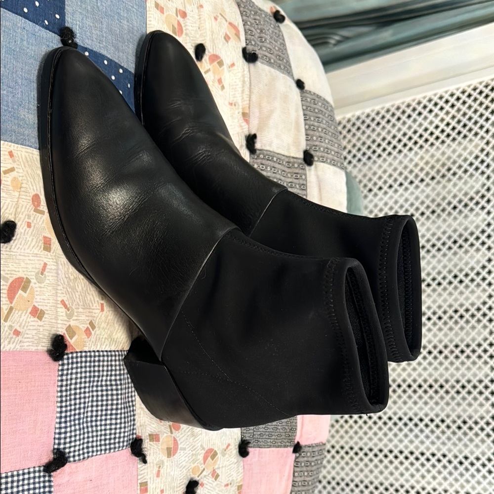 Elegant Donald Pliner Dideon Black Women's Boots